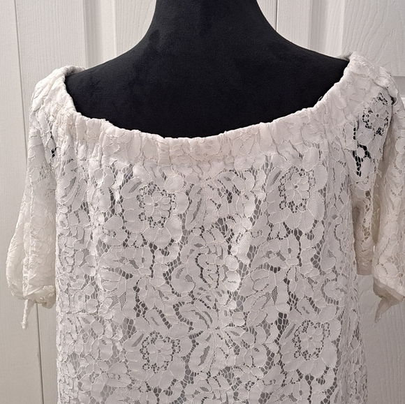 Lulus Shoulder Lace Top With Tie Sleeves    Size L - Picture 5 of 10